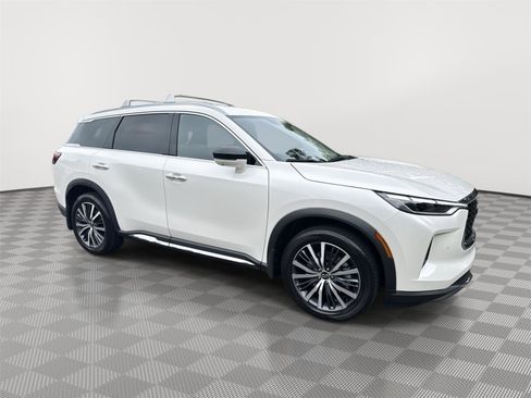 Certified 2025 INFINITI QX60 Sensory w/ Cargo Package image 4