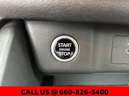 Used 2023 Nissan Rogue S AWD/4WD image 23