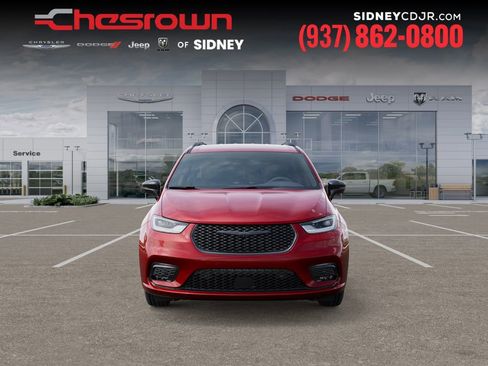 New 2026 Chrysler Pacifica Select w/ S Appearance Package image 6