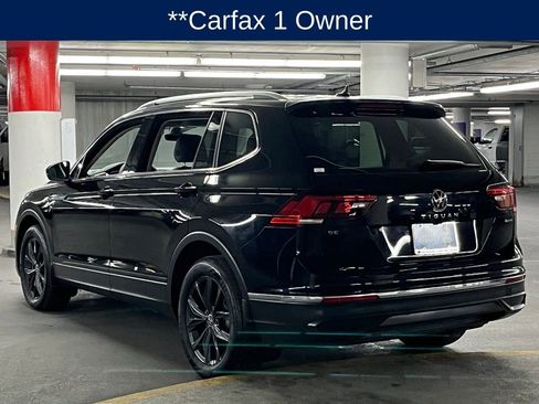 Used 2024 Volkswagen Tiguan SE w/ Panoramic Sunroof Package AWD/4WD image 5
