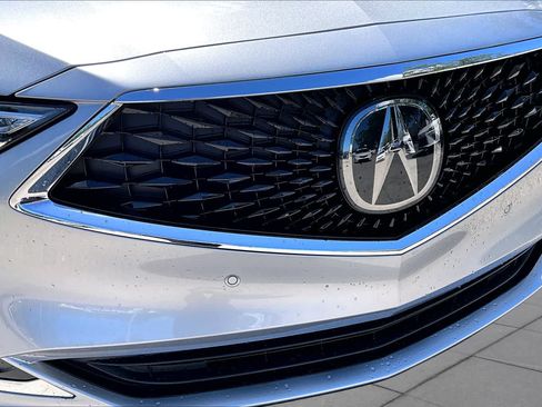 Used 2024 Acura MDX SH-AWD w/ Technology Package image 30