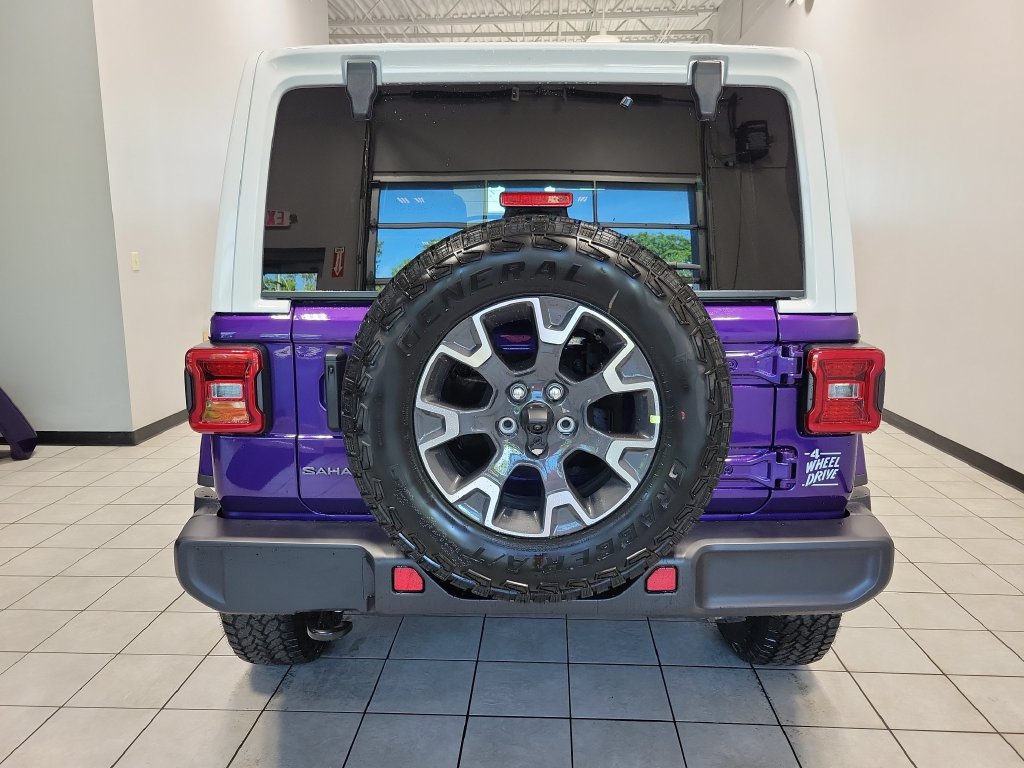 New 2026 Jeep Wrangler Unlimited Sahara w/ Whitecap Package AWD/4WD image 6