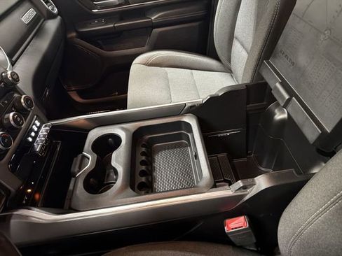 Used 2019 RAM 1500 Big Horn AWD/4WD image 21