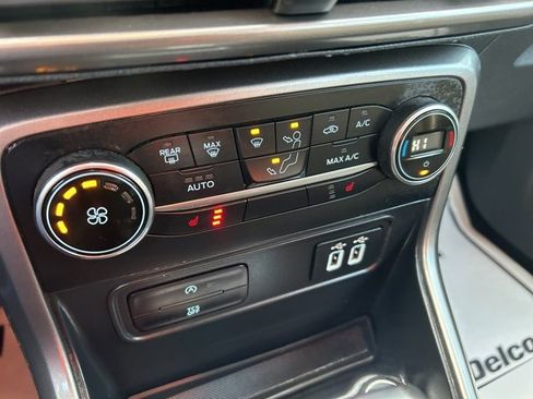 Used 2022 Ford EcoSport SE image 15