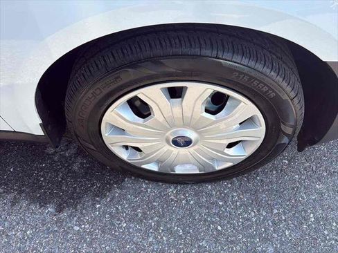 Used 2021 Ford Transit Connect XL image 29