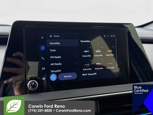 Used 2025 Toyota Prius XLE AWD/4WD image 18