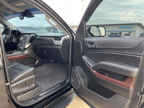 Used 2019 GMC Yukon XL SLT image 13