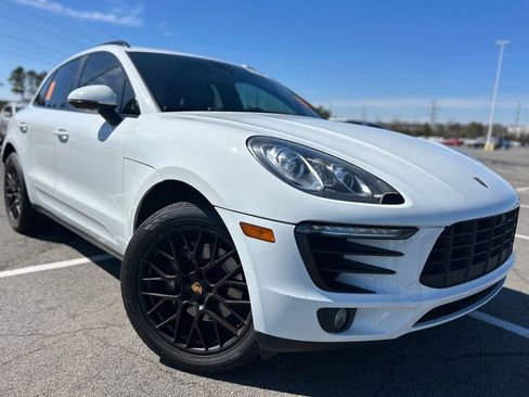 Used 2018 Porsche Macan S image 1