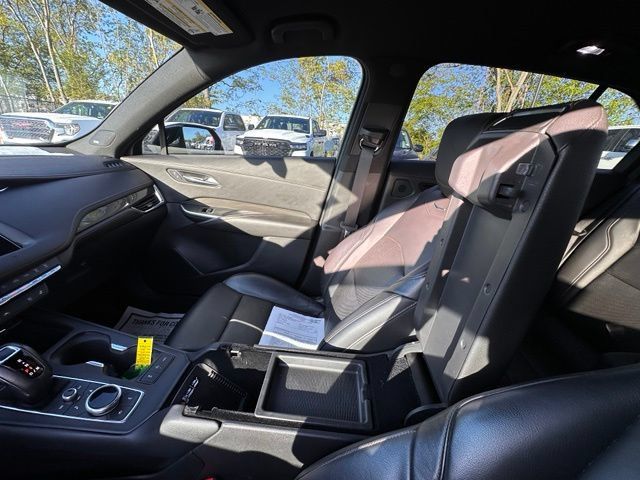Used 2019 Cadillac XT4 Sport FWD image 27
