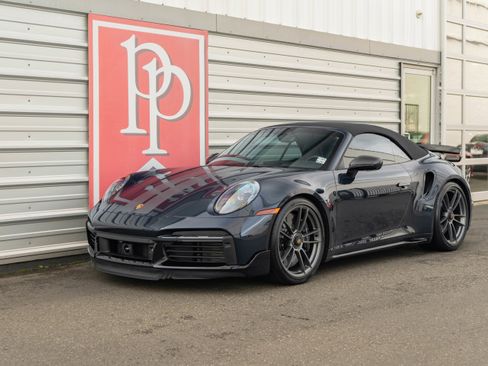 Used 2022 Porsche 911 Turbo S image 40