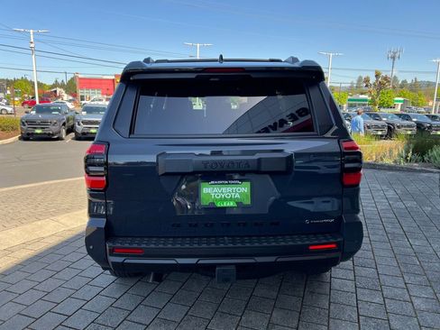 New 2026 Toyota 4Runner TRD Off-Road Premium AWD/4WD image 4