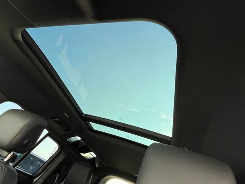 New 2026 Land Rover Defender 110 S image 14