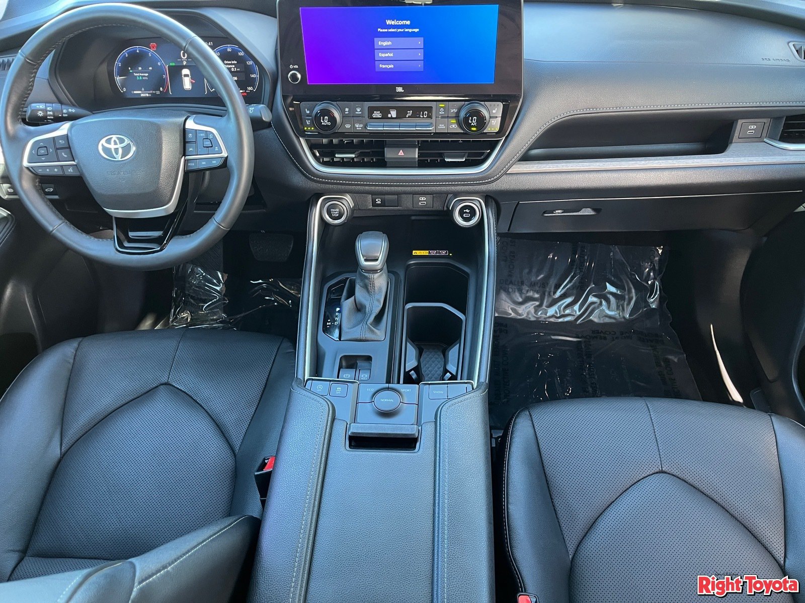 Certified 2024 Toyota Grand Highlander FWD image 16