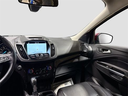 Used 2017 Ford Escape Titanium image 23