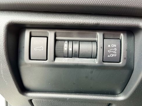 Used 2025 Subaru Forester Limited w/ Popular Package #2 AWD/4WD image 10