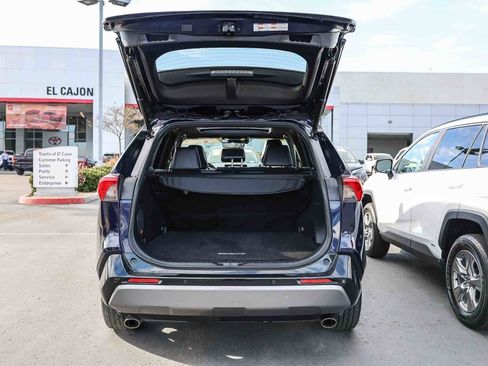 Certified 2020 Toyota RAV4 XSE image 29