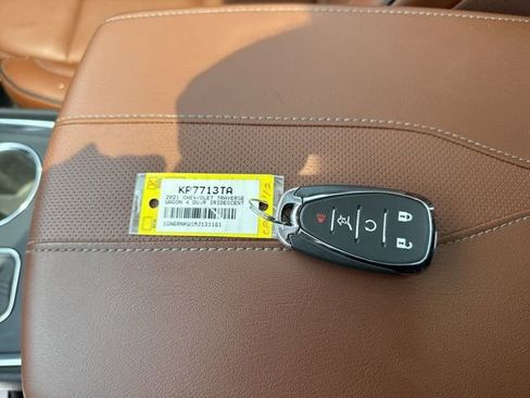 Used 2021 Chevrolet Traverse High Country image 31