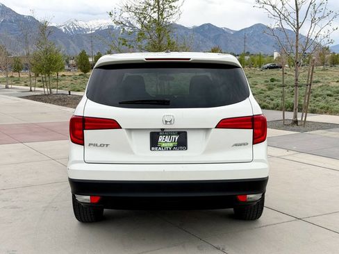 Used 2016 Honda Pilot EX image 7