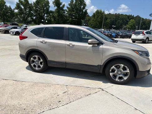 Used 2019 Honda CR-V EX image 9