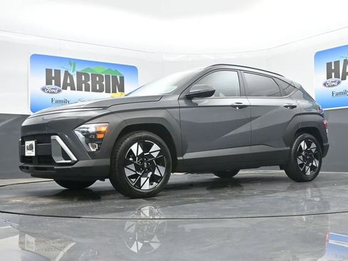 Used 2025 Hyundai Kona SEL FWD image 19