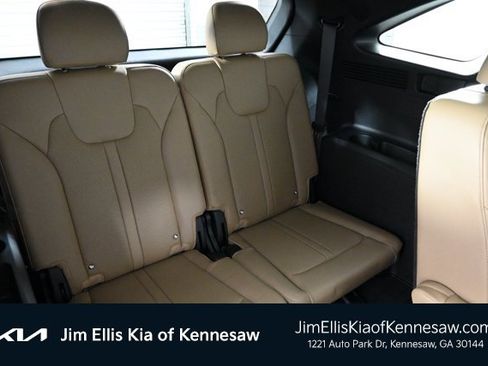 Certified 2024 Kia Sorento SX Prestige w/ Olive Brown Leather Package image 15