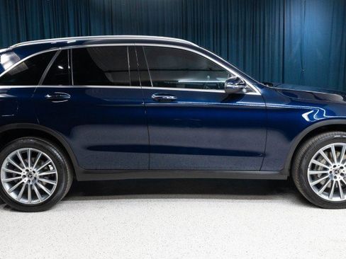 Certified 2022 Mercedes-Benz GLC 300 image 4