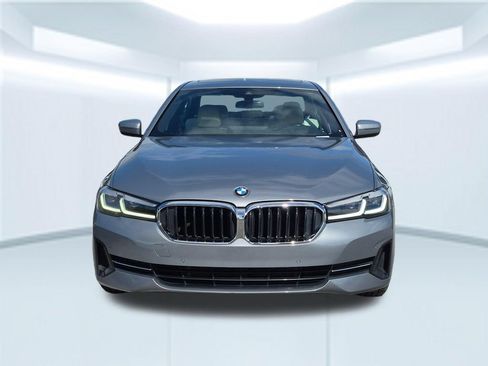 Used 2023 BMW 530i w/ Premium Package RWD image 8