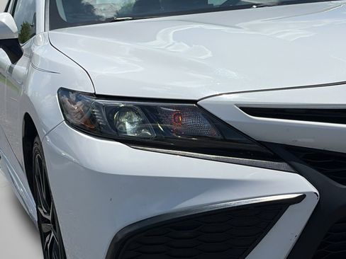 Used 2024 Toyota Camry SE FWD image 23