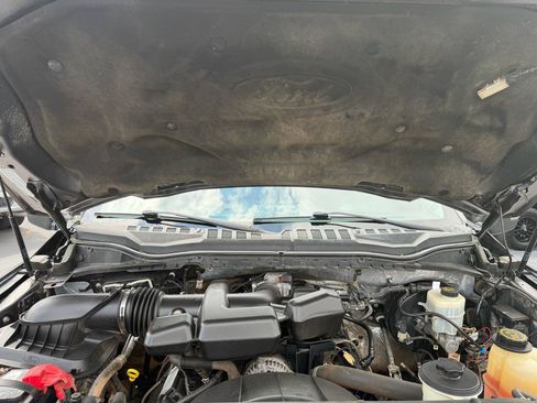 Used 2017 Ford F250 Lariat w/ Chrome Package AWD/4WD image 18