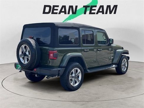Used 2021 Jeep Wrangler Unlimited Sahara image 8
