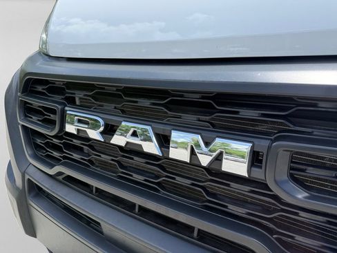 Used 2025 RAM ProMaster 3500 w/ Convenience Group FWD image 11