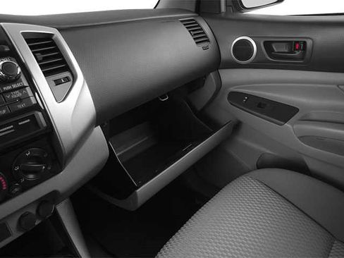 Used 2014 Toyota Tacoma PreRunner w/ TRD Sport Package RWD image 11