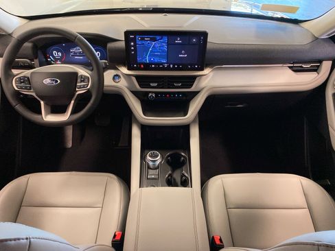 New 2026 Ford Explorer Active w/ Active Comfort Package image 13