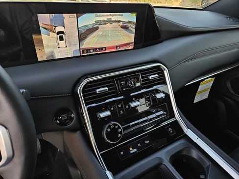 New 2026 Nissan Armada SL w/ Captain's Chari Seat Package image 17