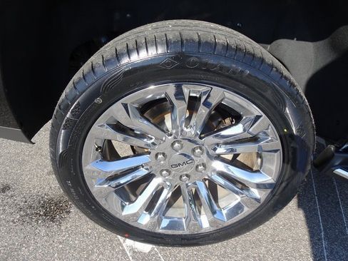 Used 2019 GMC Yukon SLT image 35