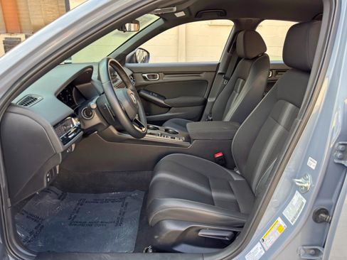 Used 2023 Honda Civic Sport image 15
