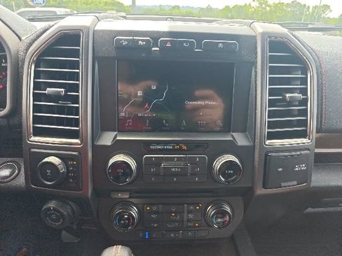 Used 2018 Ford F150 Raptor w/ Equipment Group 802A Luxury AWD/4WD image 9