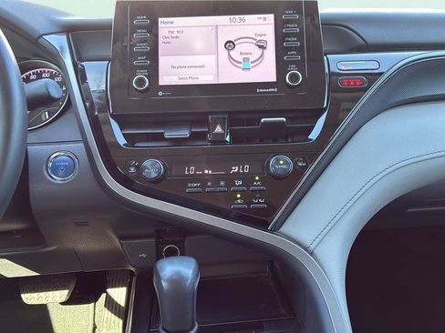 Used 2022 Toyota Camry SE FWD image 20