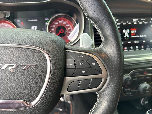 Used 2022 Dodge Charger SRT Hellcat w/ Harman/Kardon Audio Group RWD image 27