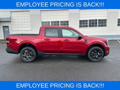 New 2026 Ford Maverick Lariat w/ Black Appearance Package AWD/4WD image 8