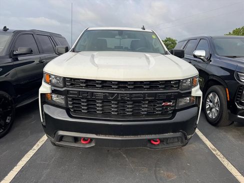 Used 2020 Chevrolet Silverado 1500 Custom Trail Boss w/ Custom Convenience Package AWD/4WD image 10