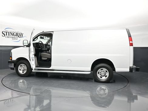 Used 2024 Chevrolet Express 2500 w/ Driver Convenience Package RWD image 40