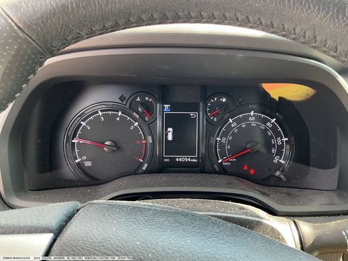 Used 2023 Toyota 4Runner SR5 AWD/4WD image 13