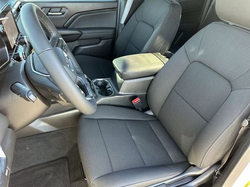 New 2026 GMC Canyon Elevation w/ Convenience Package image 19