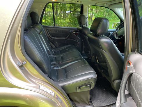 Used 2002 Mercedes-Benz ML 320 4MATIC image 37