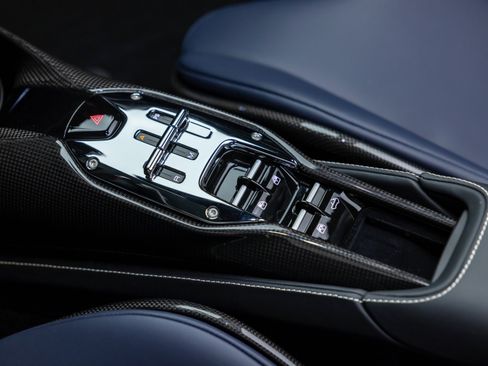 Used 2024 Ferrari SF90 Spider image 85