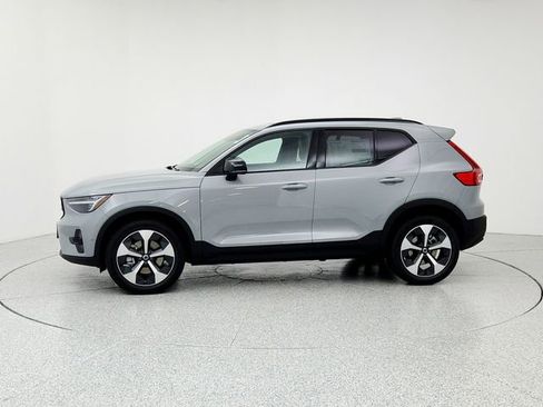New 2026 Volvo XC40 B5 Plus w/ Protection Package Premier image 8
