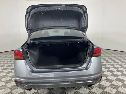 Used 2020 Nissan Altima 2.5 SL FWD image 8