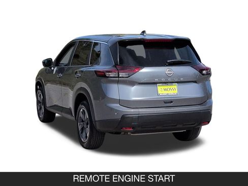 Used 2025 Nissan Rogue SV image 7
