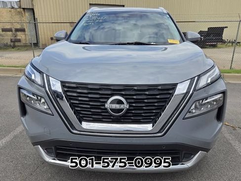 Used 2023 Nissan Rogue Platinum FWD image 8